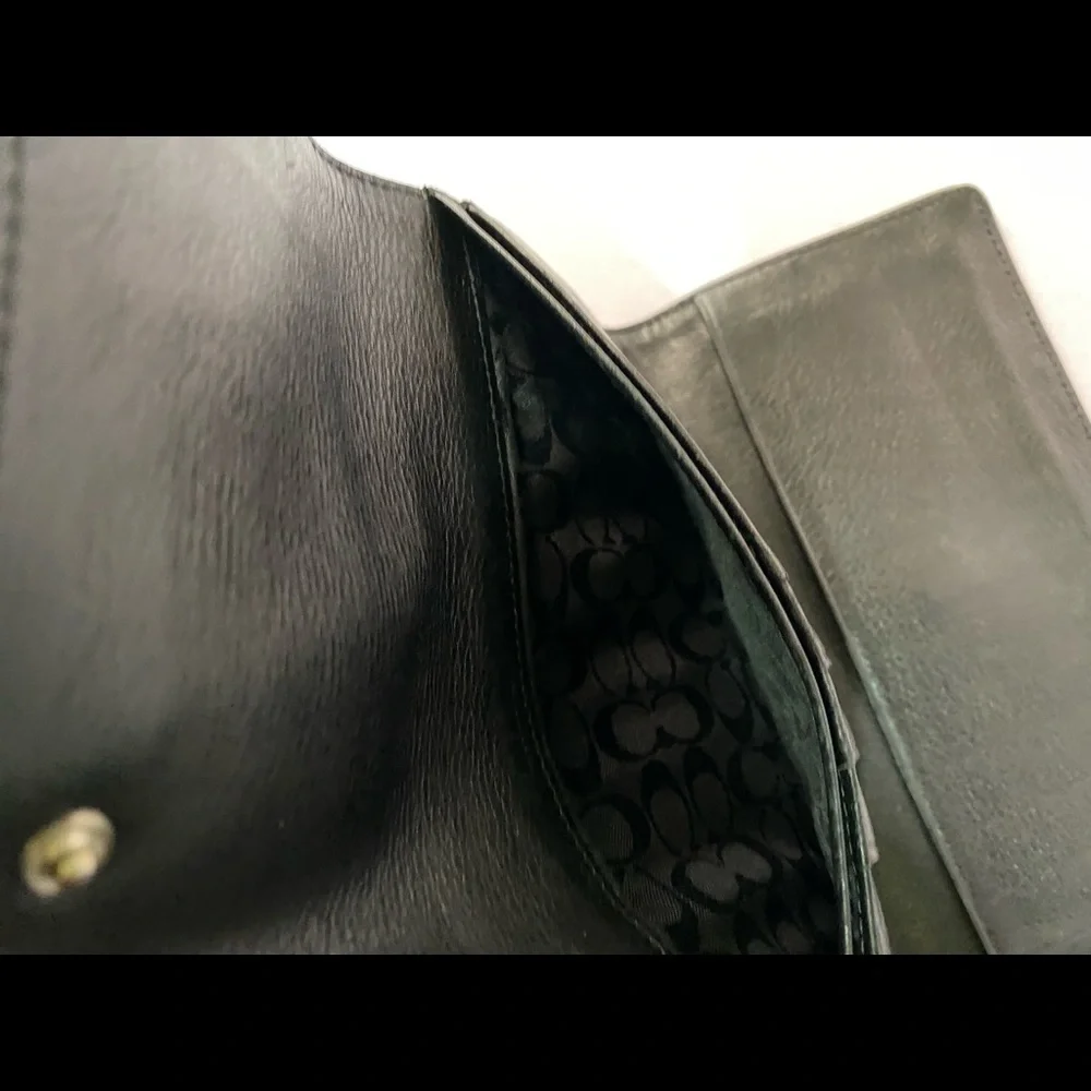 COPY - Coach vintage black leather wallet